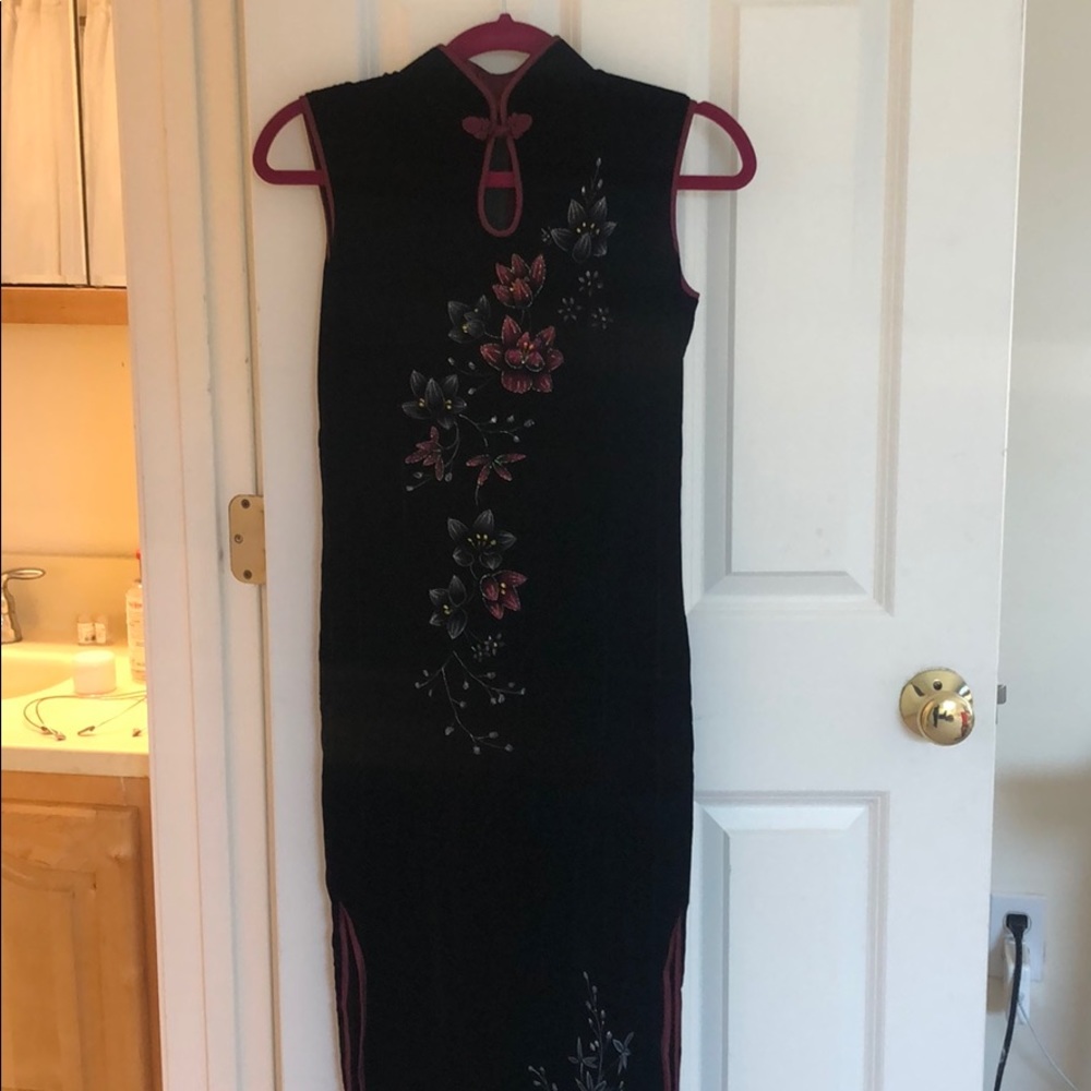 Curvy and sexy velvet cheongsam